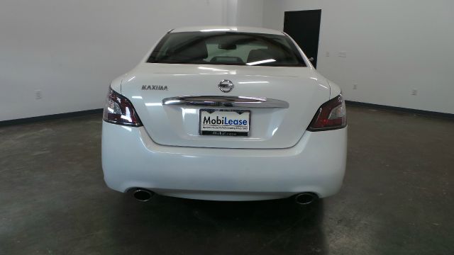 Nissan Maxima 2012 photo 3