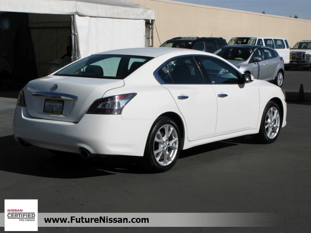 Nissan Maxima 2012 photo 3