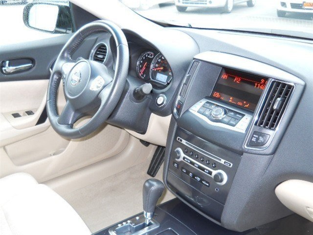 Nissan Maxima 2012 photo 3