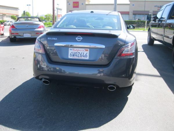 Nissan Maxima 2012 photo 2