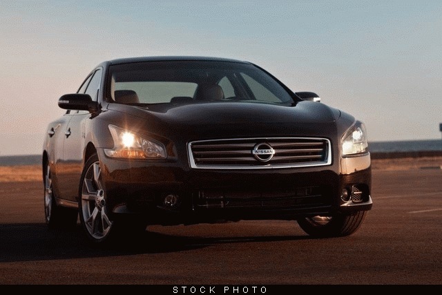 Nissan Maxima 2012 photo 2