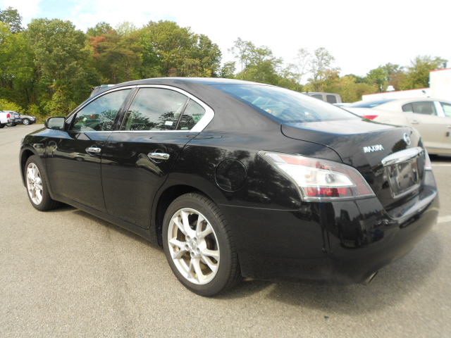 Nissan Maxima 2012 photo 1