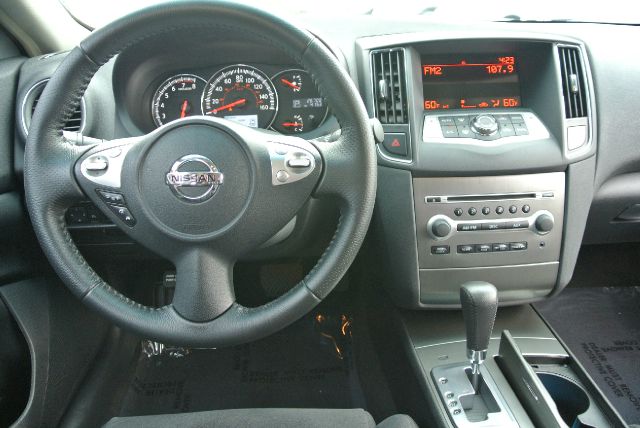 Nissan Maxima 2012 photo 6