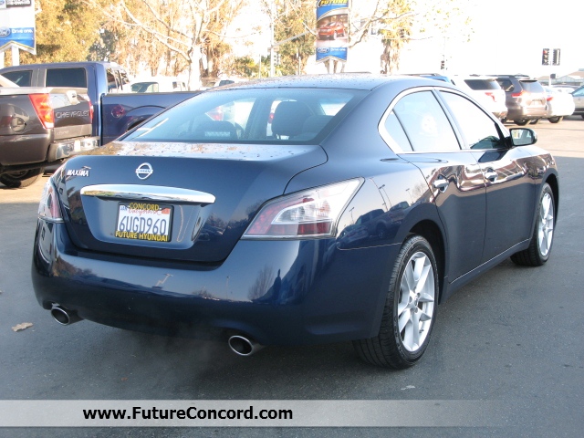 Nissan Maxima 2012 photo 5