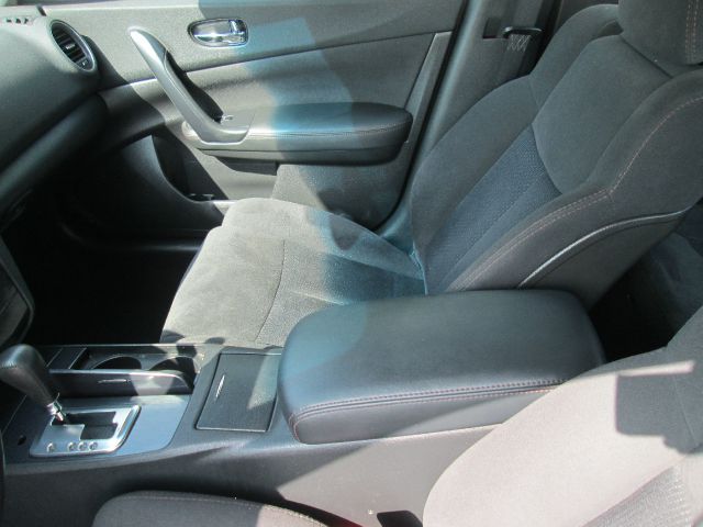 Nissan Maxima 2012 photo 9