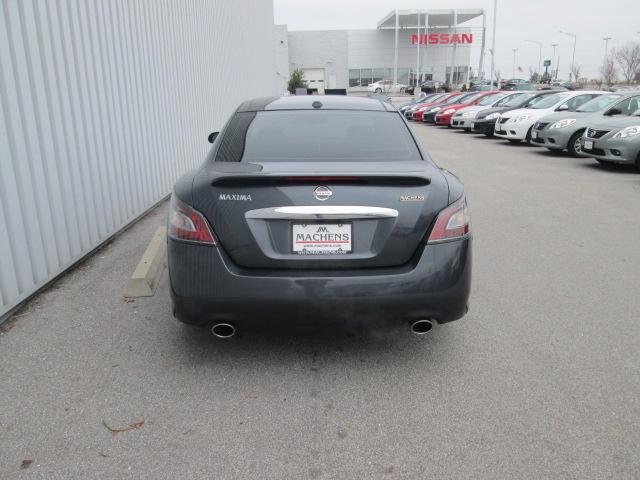 Nissan Maxima 2012 photo 5