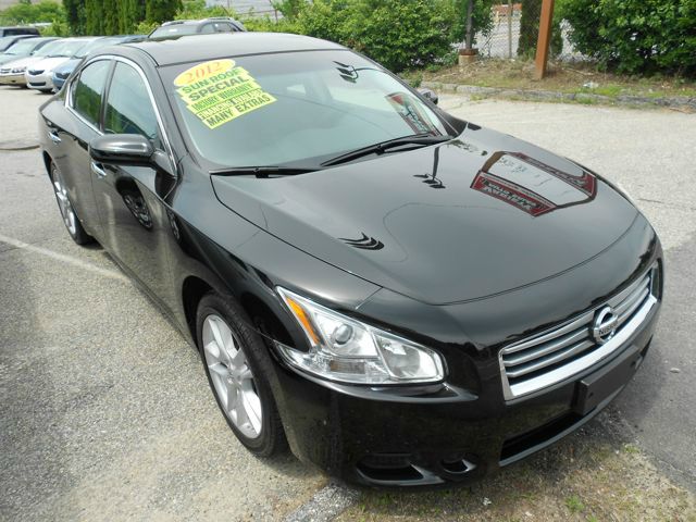 Nissan Maxima 2012 photo 2