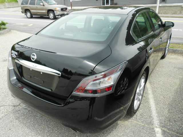 Nissan Maxima 2012 photo 3