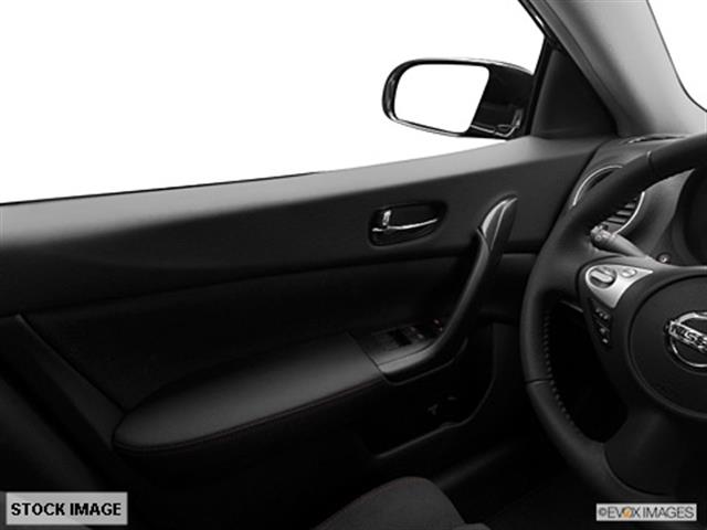 Nissan Maxima 2012 photo 7