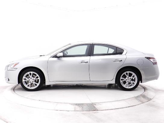 Nissan Maxima 2012 photo 8