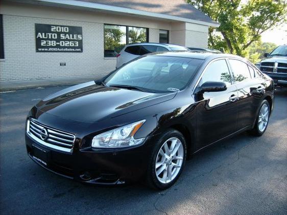 Nissan Maxima 2012 photo 1