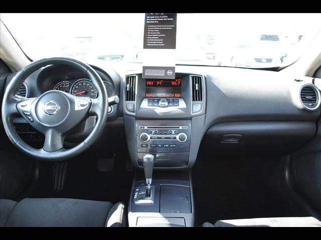 Nissan Maxima 2012 photo 2