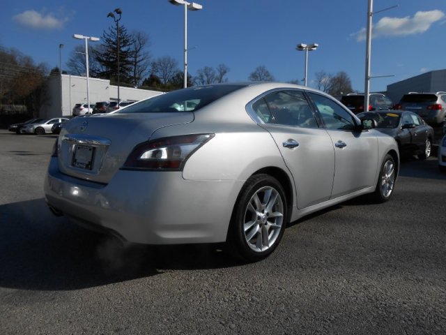 Nissan Maxima 2012 photo 4