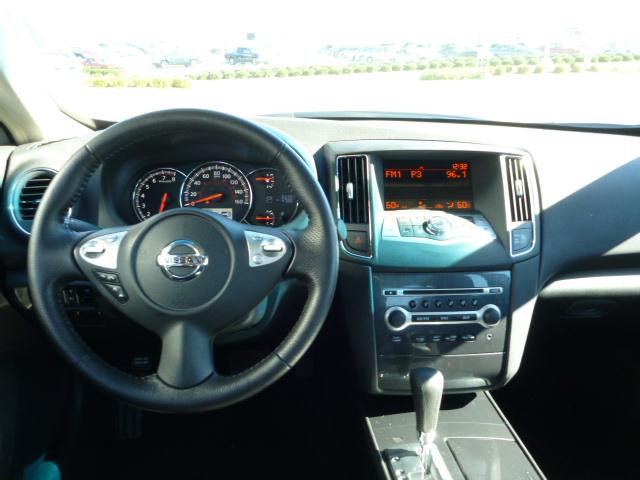 Nissan Maxima 2012 photo 5