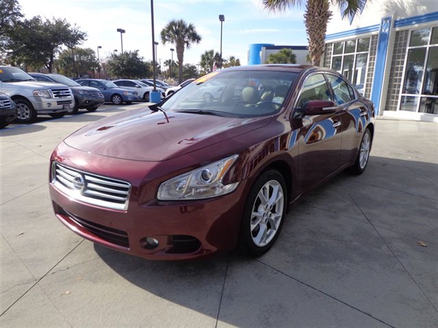 Nissan Maxima 2012 photo 2