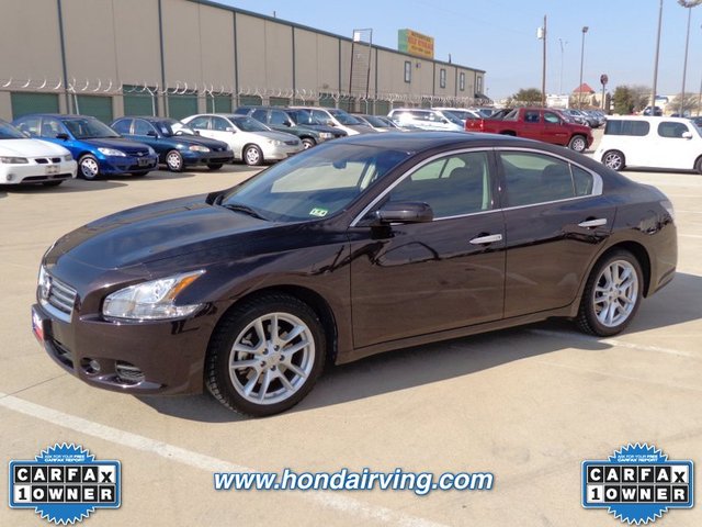 Nissan Maxima 2012 photo 1