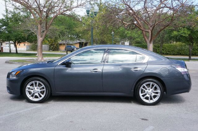 Nissan Maxima 2013 photo 1