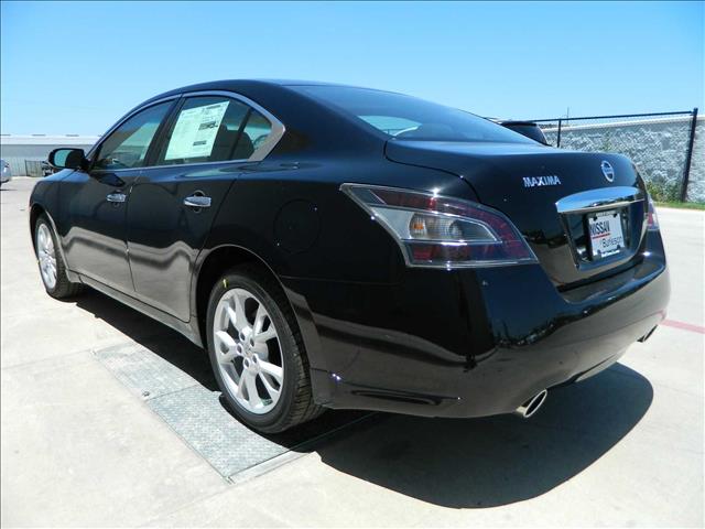 Nissan Maxima 2013 photo 1