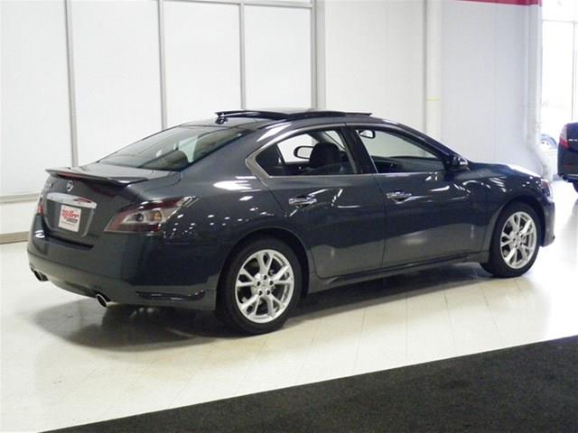 Nissan Maxima 2013 photo 2