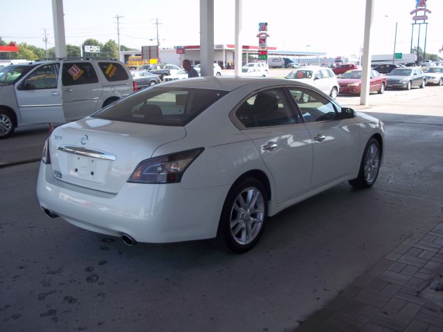 Nissan Maxima 2013 photo 4