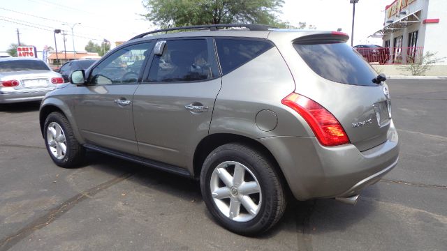 Nissan Murano Quattro SUV