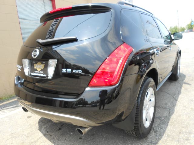 Nissan Murano Quattro SUV