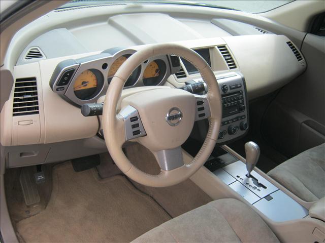 Nissan Murano LS S SUV