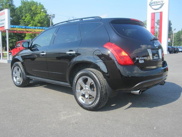 Nissan Murano LS S SUV