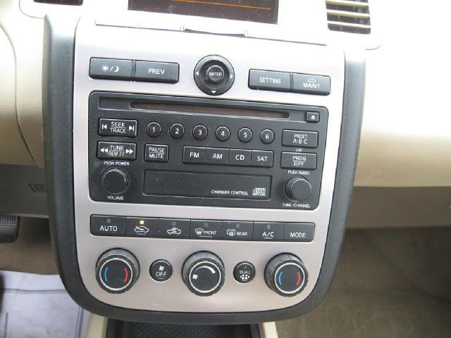 Nissan Murano 2005 photo 2