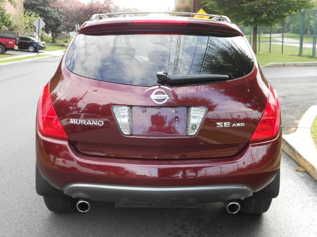 Nissan Murano Quattro SUV