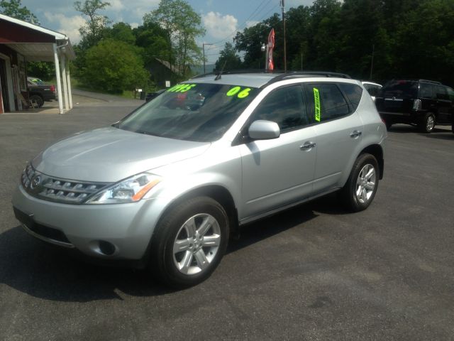 Nissan Murano Lariat Crew Cab 4WD DRW SUV