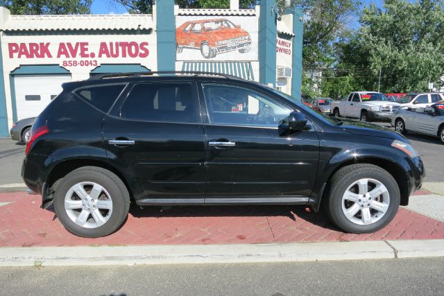 Nissan Murano Lariat Crew Cab 4WD DRW SUV