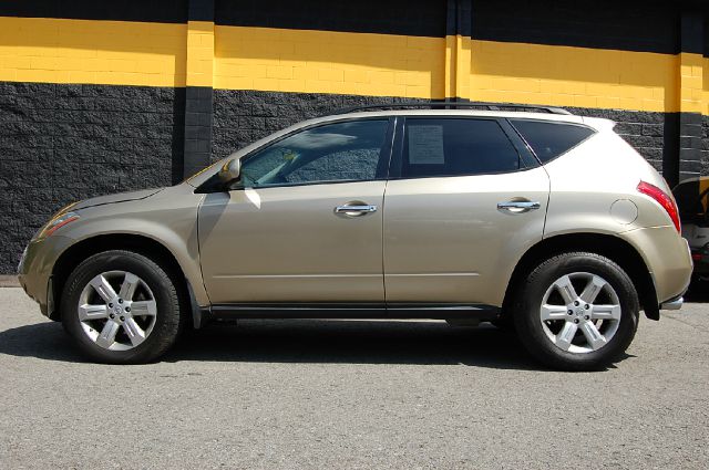 Nissan Murano Lariat Crew Cab 4WD DRW SUV