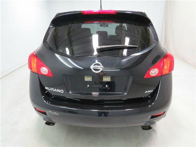 Nissan Murano Lariat Crew Cab 4WD DRW SUV