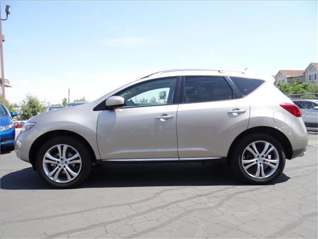 Nissan Murano 2010 photo 2