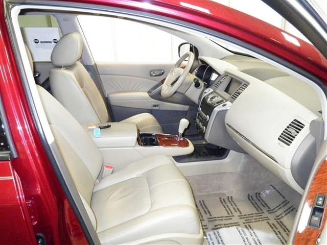 Nissan Murano 2010 photo 2