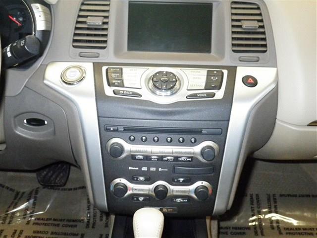 Nissan Murano 2010 photo 27