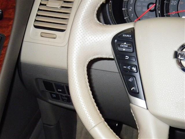 Nissan Murano 2010 photo 28