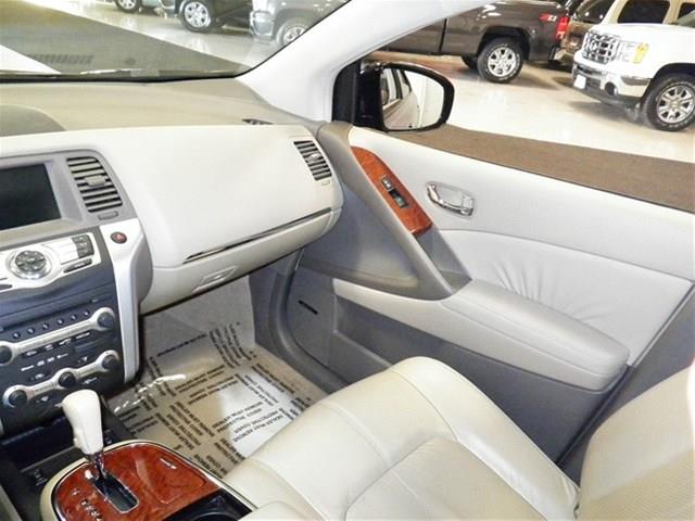 Nissan Murano 2010 photo 41