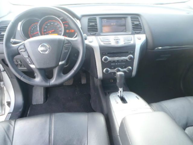 Nissan Murano 2010 photo 2