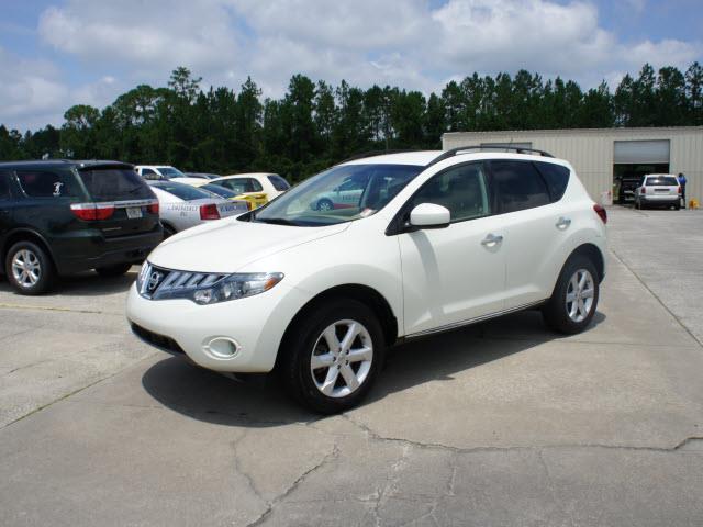 Nissan Murano 2010 photo 1