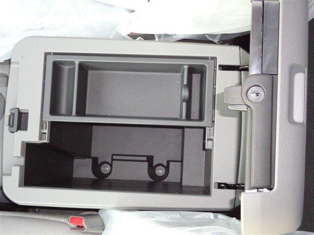 Nissan NV 2012 photo 4