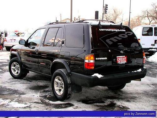 Nissan Pathfinder 1997 photo 1