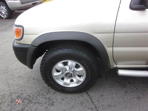 Nissan Pathfinder 1998 photo 3