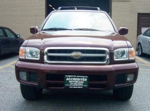 Nissan Pathfinder 1999 photo 1