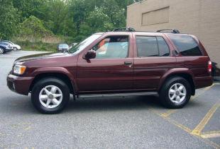 Nissan Pathfinder 1999 photo 3