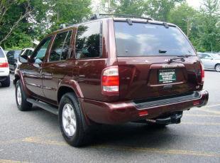 Nissan Pathfinder 1999 photo 4