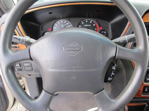 Nissan Pathfinder 1999 photo 3