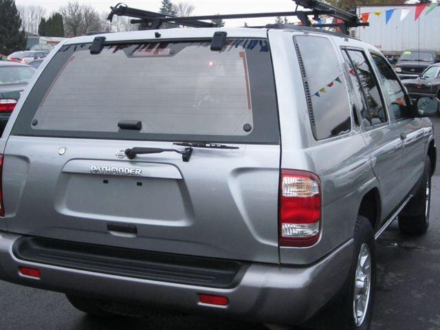 Nissan Pathfinder 1999 photo 4