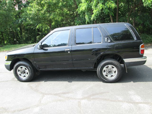 Nissan Pathfinder 1999 photo 4